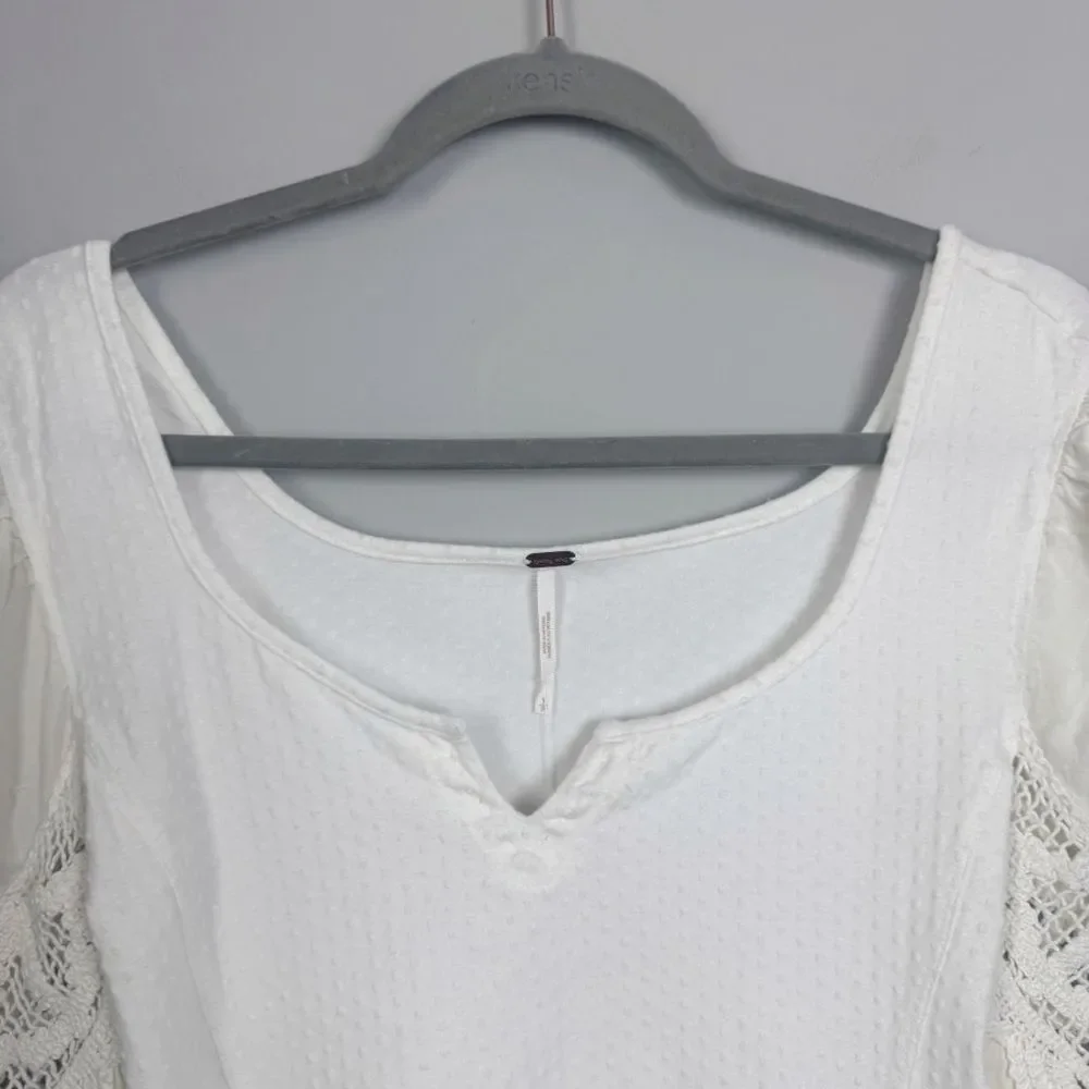 FREE PEOPLE | NEW Brunch Date Off White Lace Sleeve Top Women’s Size Small